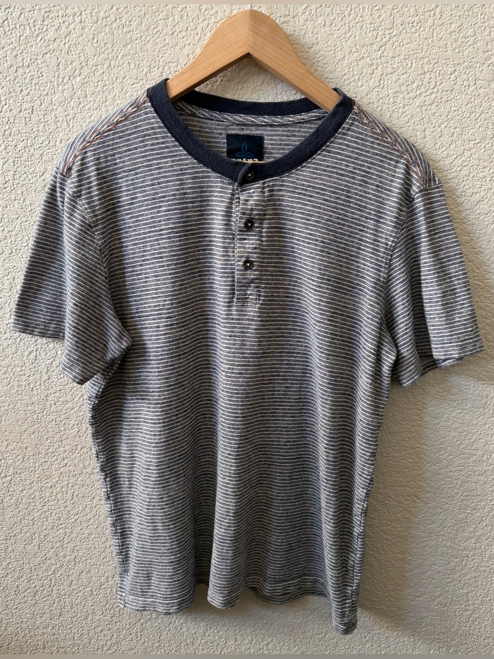 Prana Men's (M) Denning Hemp/Cotton Short Sleeve Stone Blue Stripe Henley Shirt